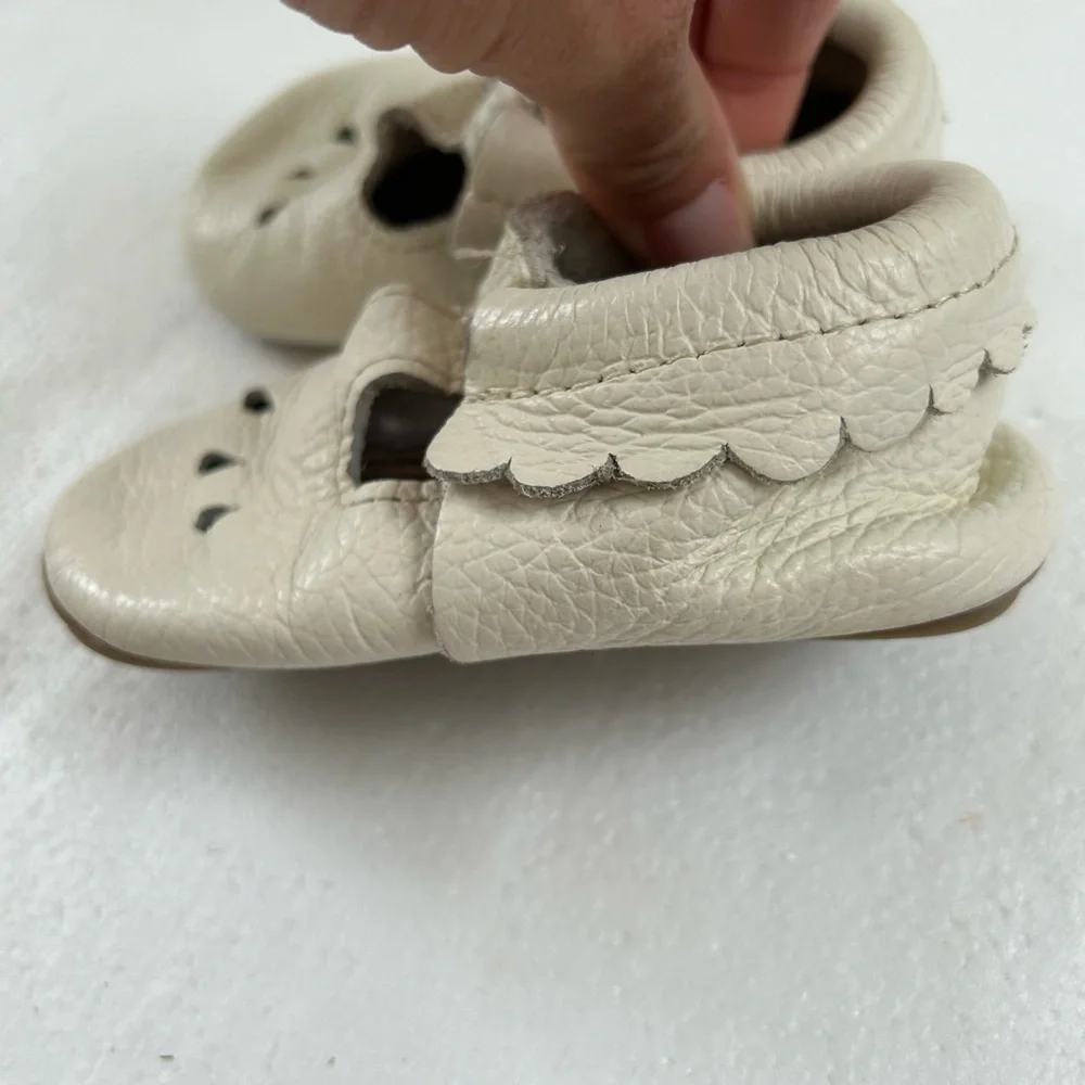 Freshly picked cream leather toddler girls shoes Mary Jane’s moccasin hard sole